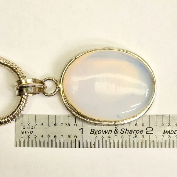 Beautiful Opalite Necklace - Picture 12 of 13